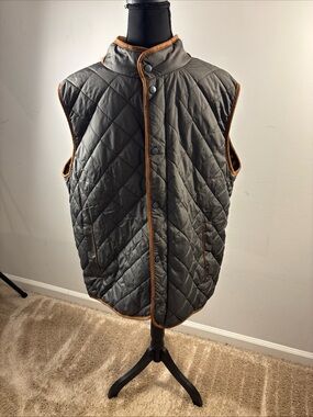Quilted Sleeveless Vest with Tan Contrast - Gray 459